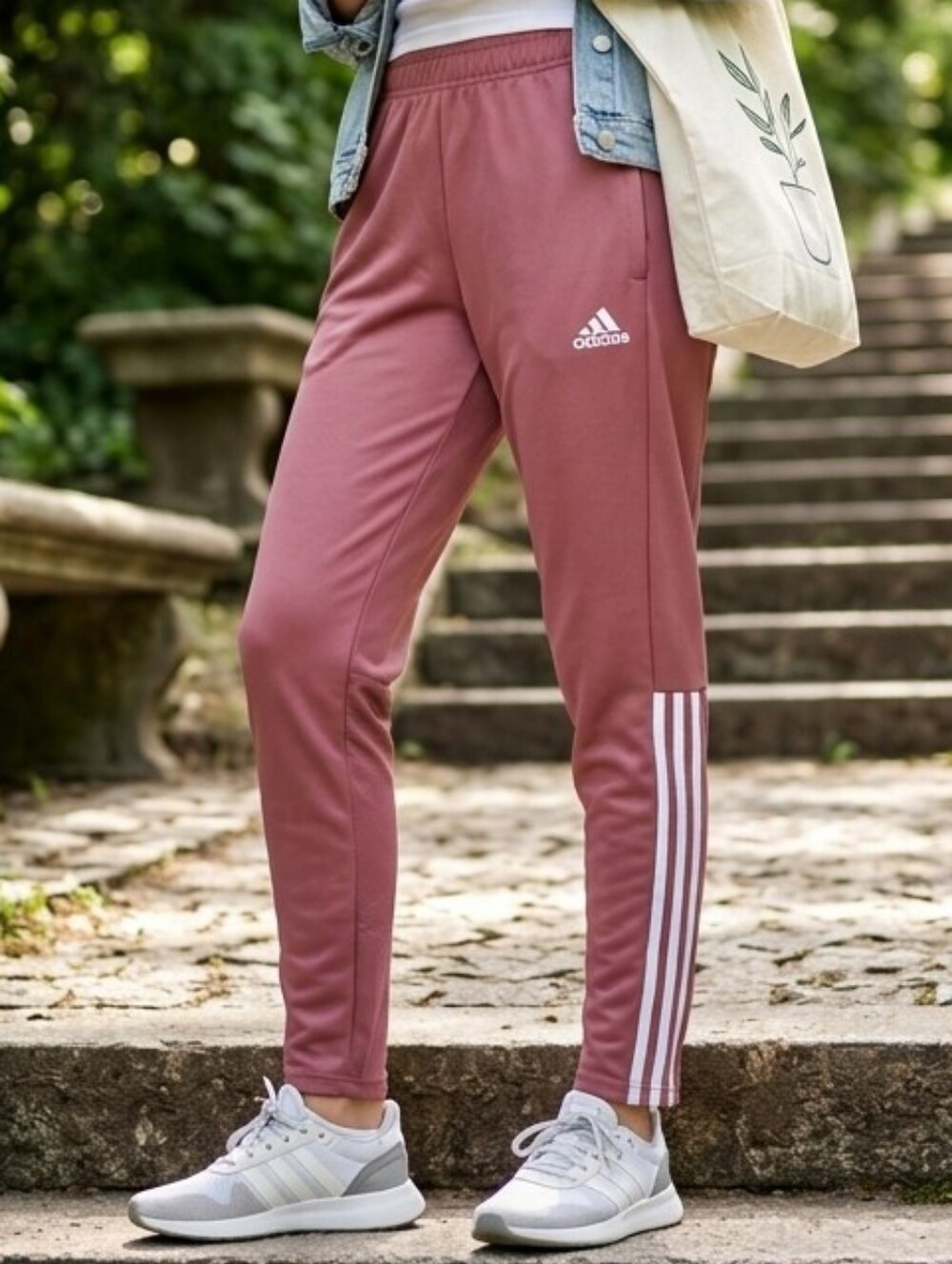 Adidas Women’s Tiro 23 League Pants Pink Strata / White Track Pants IW5976 Sz M